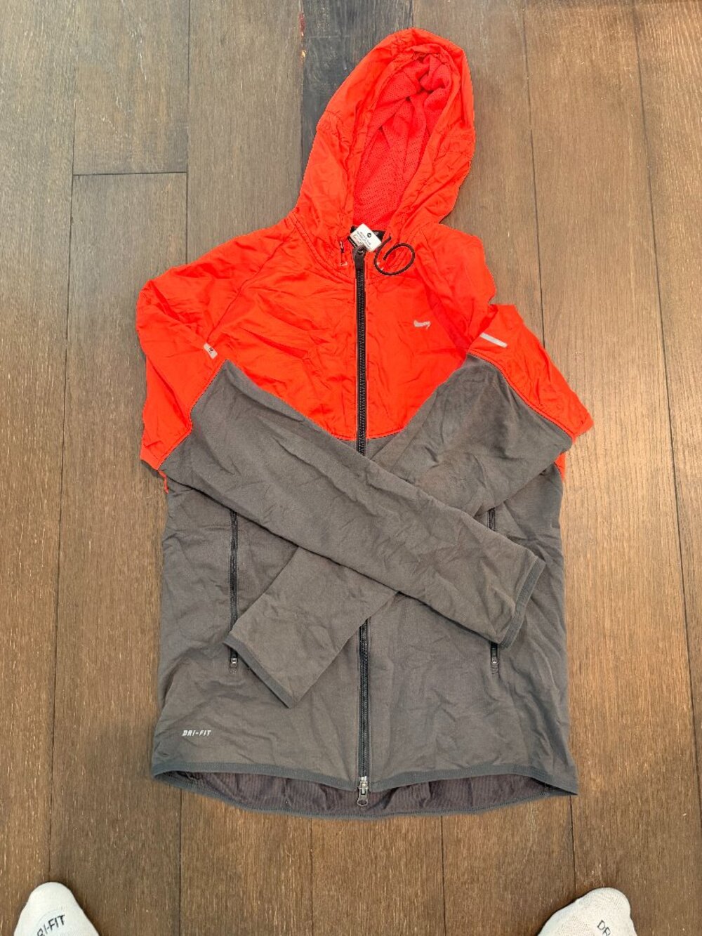 Men's Nike Run Rain Jacket Full Zip- Size Medium